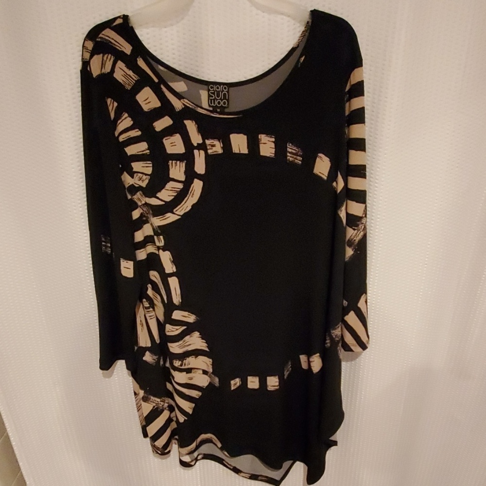Ciara Sun Woo shirt